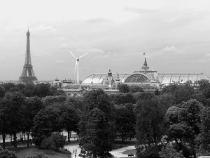 Grand Palais and Tour Eiffel g e - copie jour large